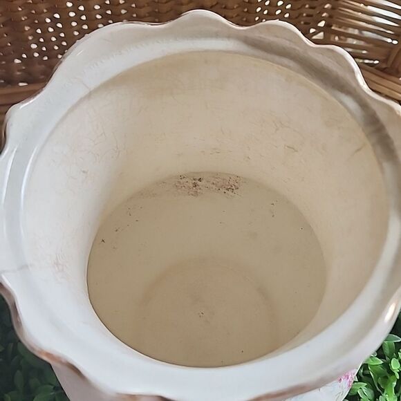 Vintage Floral Vase With Scalloped Gold Tone Rim Coquette - Picture 8 of 10